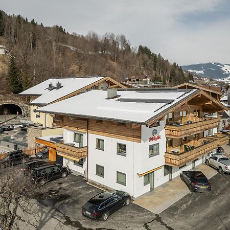 Appartements Zwoelferkogelblick Saalbach-Hinterglemm Eksteriør billede